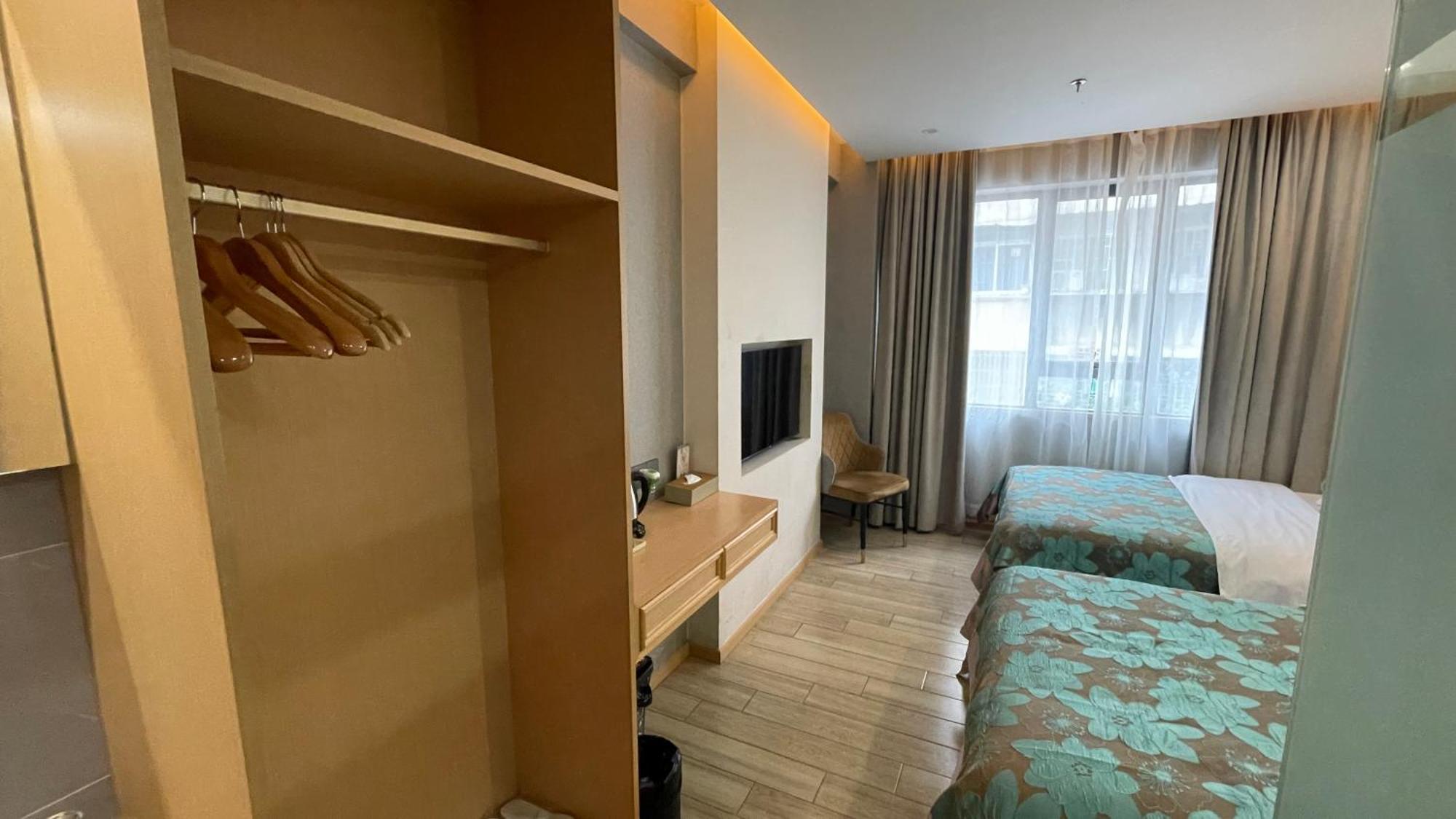 Hongxiang Hotel Guangzhou Exterior foto
